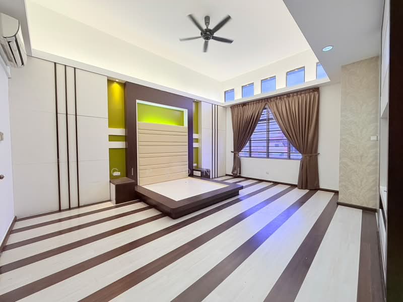 Rumah Berkembar untuk Dijual di Taman Kluang Setia (Kluang) - Gipson Lay - PropertyGuru.com.my
