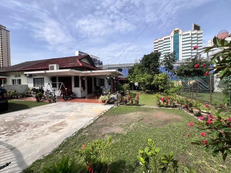 Bungalow House for Sale in Taman Kaya (Jalan Ipoh) - Elaine Yew - PropertyGuru.com.my