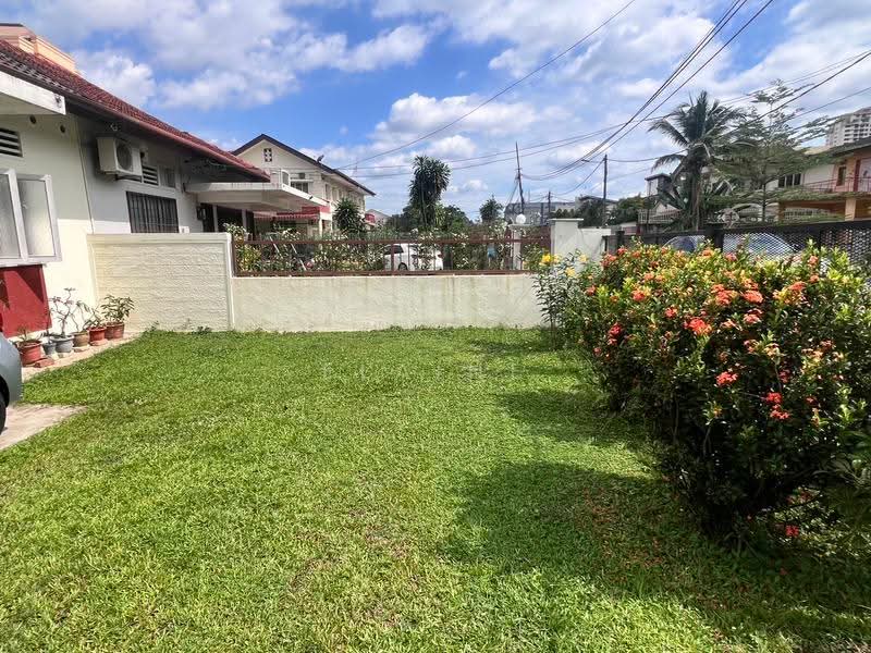 Bungalow House for Sale in Taman Kaya (Jalan Ipoh) - Elaine Yew - PropertyGuru.com.my