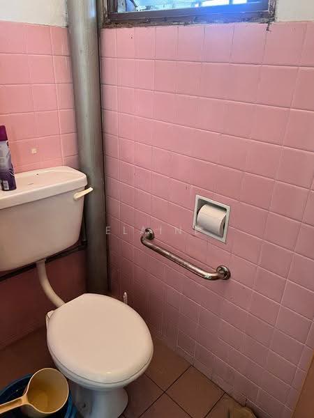Bungalow House for Sale in Taman Kaya (Jalan Ipoh) - Elaine Yew - PropertyGuru.com.my