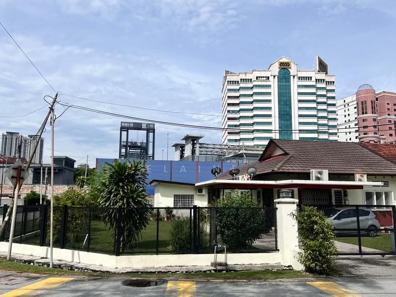 Bungalow House for Sale in Taman Kaya (Jalan Ipoh) - Elaine Yew - PropertyGuru.com.my