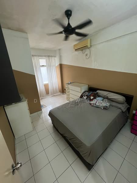 Kediaman Servis untuk Disewa di Fortune Avenue - Edwin Wong - Bedroom - PropertyGuru.com.my
