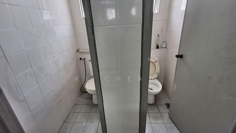 Shop / Office for Rent in Subang Bestari (Shah Alam) - KL Cheah - Bathroom - PropertyGuru.com.my