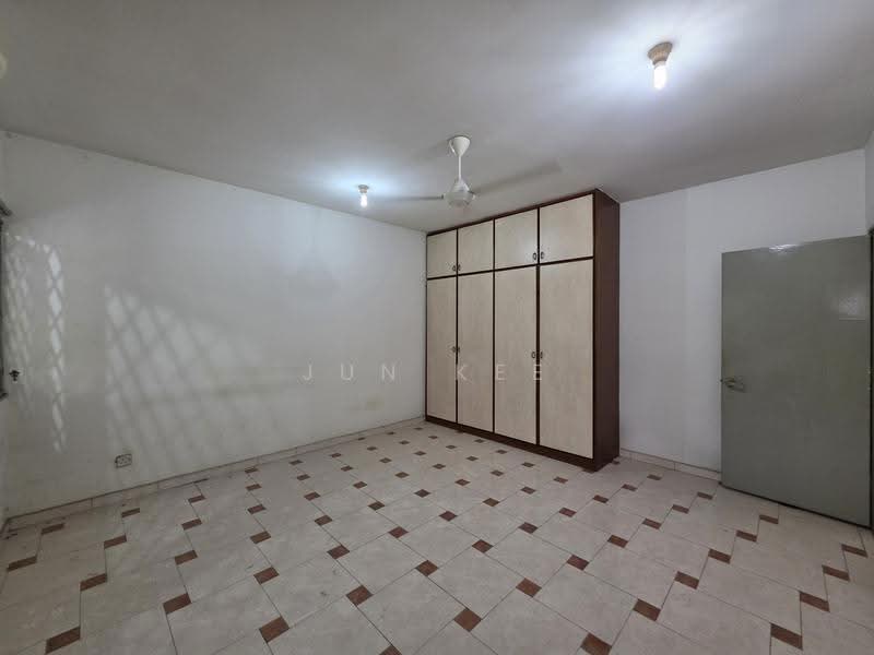 2-storey Terraced House for Sale in Taman Desa (Kuala Lumpur) - Jun Kee - PropertyGuru.com.my