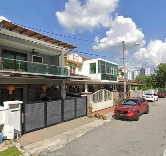 Rumah Teres 2 Tingkat untuk Dijual di Taman Seri Emas (Kajang) - Vanny Lum - Exterior - PropertyGuru.com.my