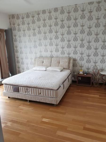 Kediaman Servis untuk Disewa di Regalia Residence - Tabber Tan - Bedroom - PropertyGuru.com.my