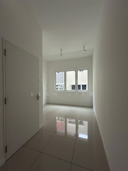 3-storey Terraced House for Sale in Canary Residence , cheras (Cheras) - Sean Liew - PropertyGuru.com.my