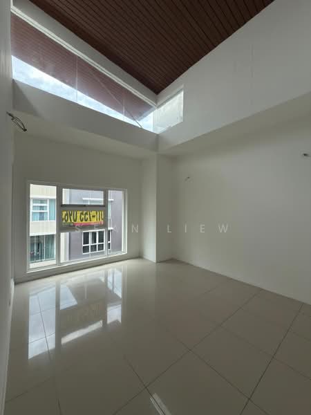 3-storey Terraced House for Sale in Canary Residence , cheras (Cheras) - Sean Liew - PropertyGuru.com.my