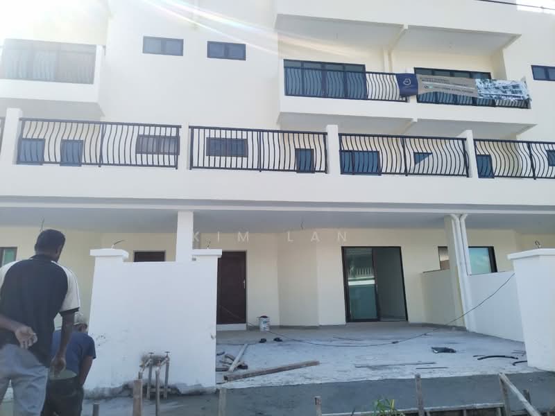 3-storey Terraced House for Sale in Taman Orchid Deluxe Park (Ringlet) - Kim Lan Liw - Exterior - PropertyGuru.com.my