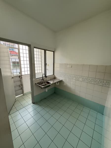 1-storey Terraced House for Sale in Putra Heights (Subang Jaya) - SHAH REZA SASMAT - PropertyGuru.com.my