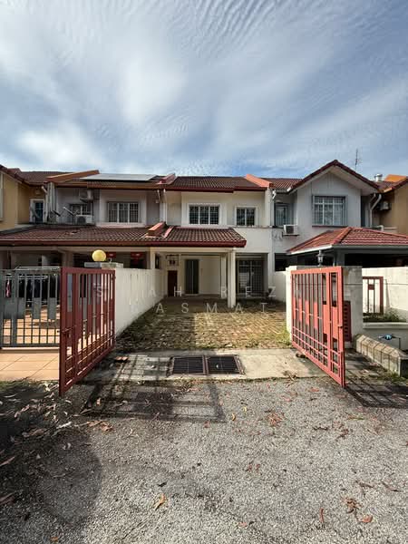 1-storey Terraced House for Sale in Putra Heights (Subang Jaya) - SHAH REZA SASMAT - PropertyGuru.com.my