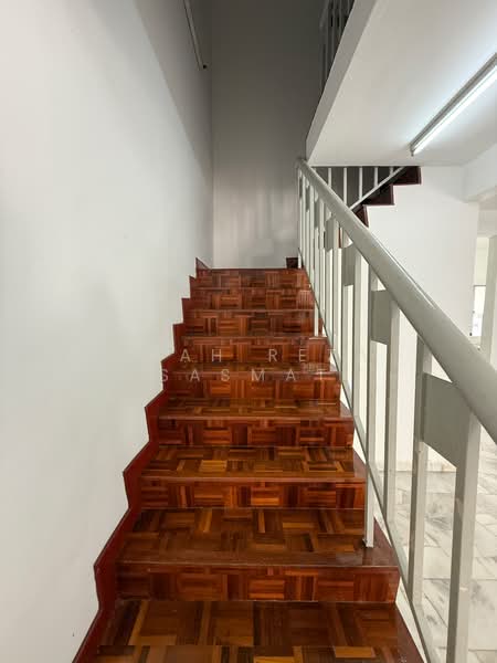 1-storey Terraced House for Sale in Putra Heights (Subang Jaya) - SHAH REZA SASMAT - PropertyGuru.com.my