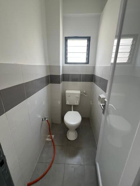 Kedai untuk Disewa di Bandar Saujana Putra (Tanjong Duabelas) - See Yau Lee - PropertyGuru.com.my