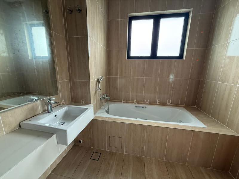 Bungalow House untuk Dijual di Subang Bestari (Shah Alam) - Zairul Hamedi Bin Zainal - PropertyGuru.com.my