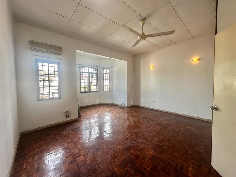 Rumah Teres 2-Tingkat untuk Dijual di Usj 11 (Subang Jaya) - Carmen Lee - PropertyGuru.com.my