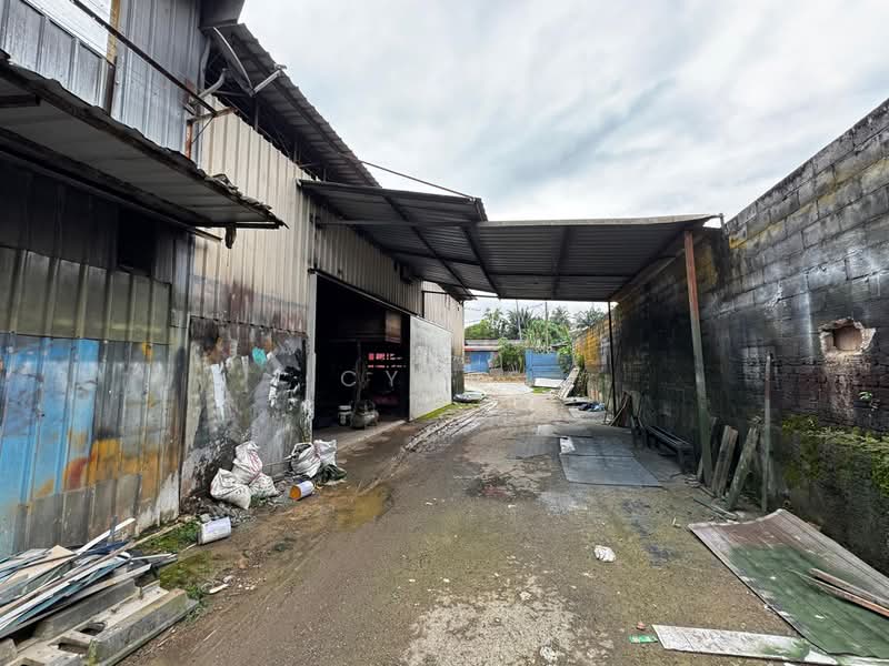 Kilang untuk Dijual di Taman Sri Ehsan (Kepong) - Cyrus Soon - Exterior - PropertyGuru.com.my