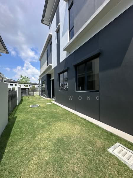 Rumah Berkembar untuk Dijual di Seksyen U13 (Setia Alam) - Ivan Wong - PropertyGuru.com.my