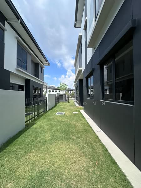Rumah Berkembar untuk Dijual di Seksyen U13 (Setia Alam) - Ivan Wong - PropertyGuru.com.my