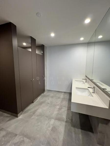 Pejabat untuk Disewa di UEP Subang Jaya (Subang Jaya) - Daniel Leong - Bathroom - PropertyGuru.com.my