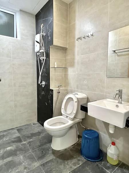 Kondominium untuk Disewa di QuayWest Residence - Gan Chun Kai - Bathroom - PropertyGuru.com.my