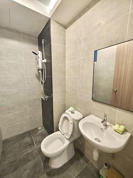 Condominium for Rent at QuayWest Residence - Gan Chun Kai - Bathroom - PropertyGuru.com.my