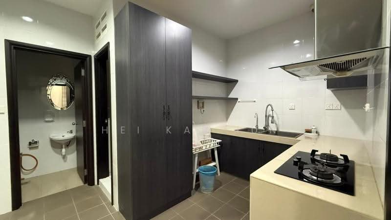 Bungalow House for Sale in Jade Hills (Kajang) - Hei Kar Jun - Kitchen - PropertyGuru.com.my