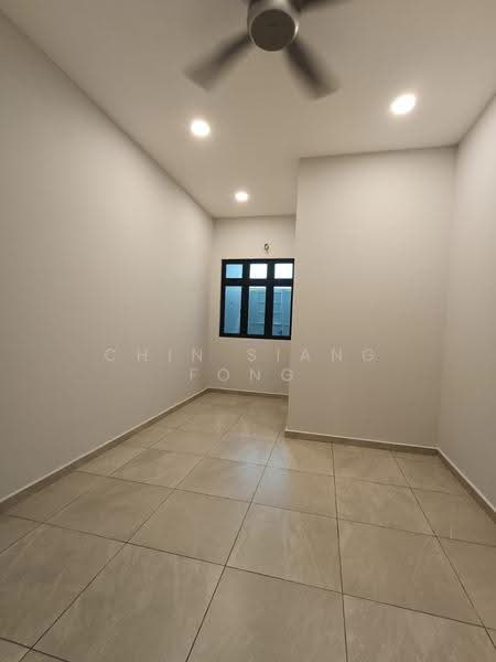 Rumah Teres 2-Tingkat untuk Disewa di Taman Molek Residence (Ayer Molek) - Chin Siang Fong - Interior - PropertyGuru.com.my
