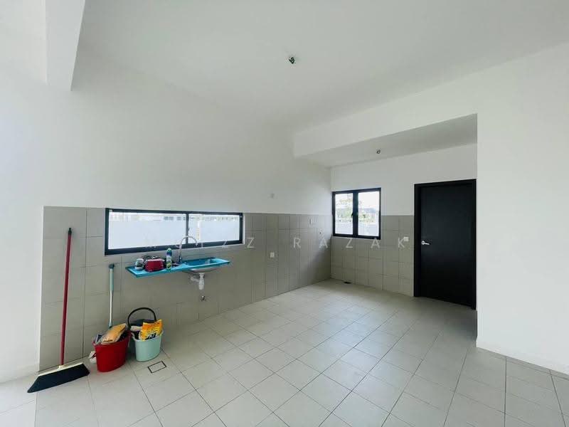 Rumah Teres 2-Tingkat untuk Dijual di Bandar Serenia (Dengkil) - Muizz Razak - PropertyGuru.com.my