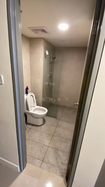 Kediaman Servis untuk Disewa di 8th & Stellar - Wenny Lee - Bathroom - PropertyGuru.com.my