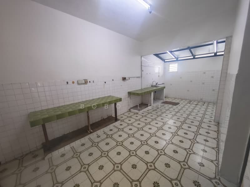 2-storey Terraced House for Sale in Taman Overseas Union (Taman Oug) (Jalan Klang Lama (Old Klang Road)) - Bobo Lee - Kitchen - PropertyGuru.com.my
