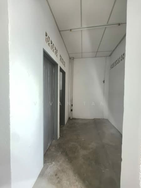 Shop / Office for Rent in Klang (Selangor) - Vivan Tan - Interior - PropertyGuru.com.my