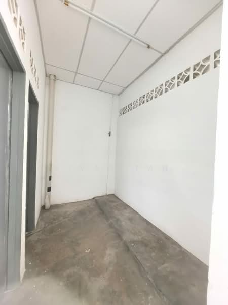 Shop / Office for Rent in Klang (Selangor) - Vivan Tan - Interior - PropertyGuru.com.my