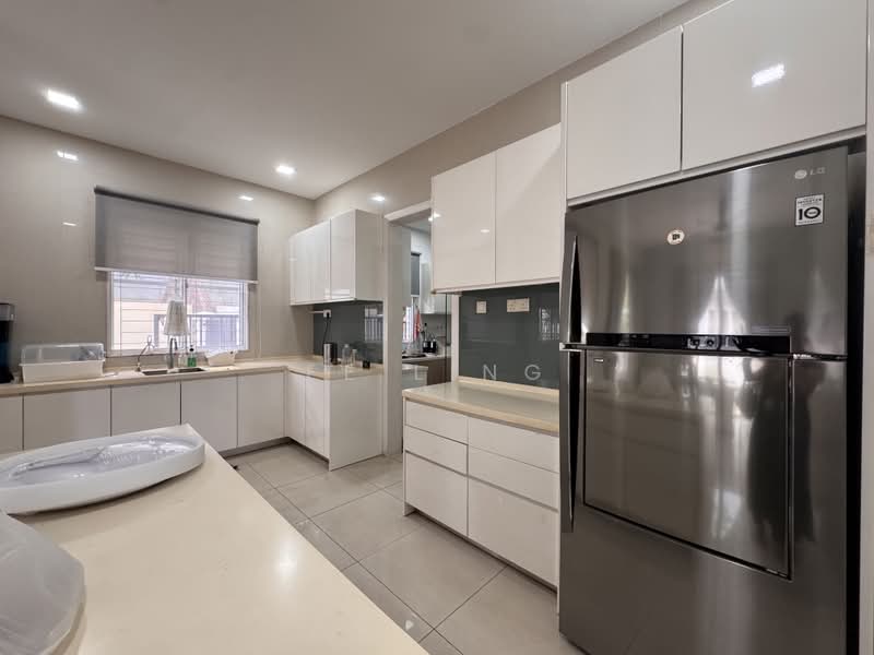 Rumah Banglo untuk Disewa di D'alpinia (Puchong) - EE Ling - Kitchen - PropertyGuru.com.my