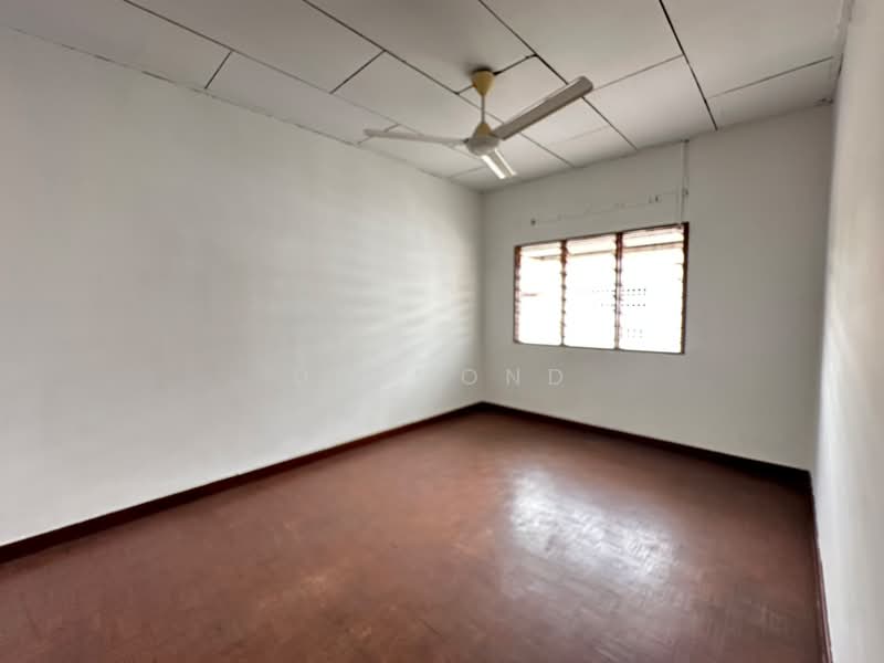 Rumah Teres 2-Tingkat untuk Dijual di SS2 (Petaling Jaya) - Desmond Tan - PropertyGuru.com.my