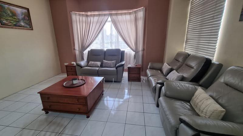 Kondominium untuk Disewa di Kelana Puteri - Annie Ng - Living Room - PropertyGuru.com.my