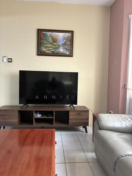 Kondominium untuk Disewa di Kelana Puteri - Annie Ng - Living Room - PropertyGuru.com.my