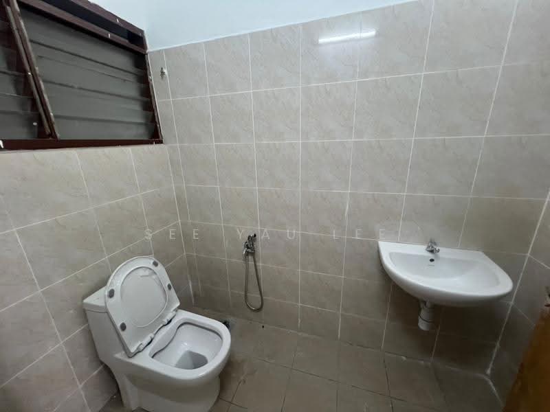 Shop / Office for Rent in Off Jalan Meru (Klang) - See Yau Lee - PropertyGuru.com.my