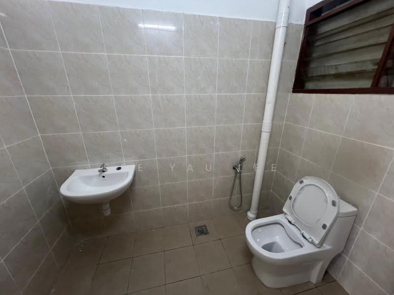 Shop / Office for Rent in Off Jalan Meru (Klang) - See Yau Lee - PropertyGuru.com.my