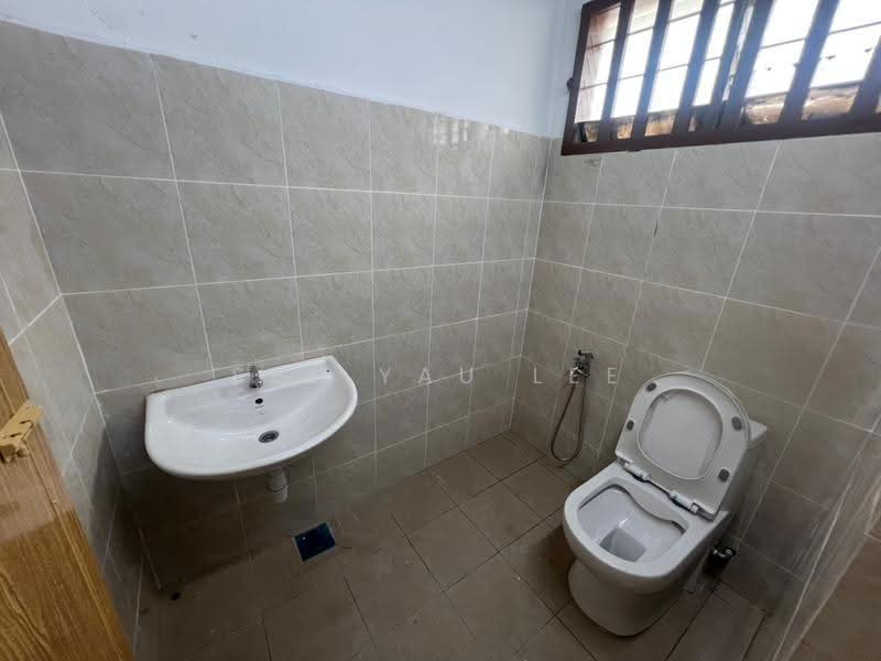 Shop / Office for Rent in Off Jalan Meru (Klang) - See Yau Lee - PropertyGuru.com.my