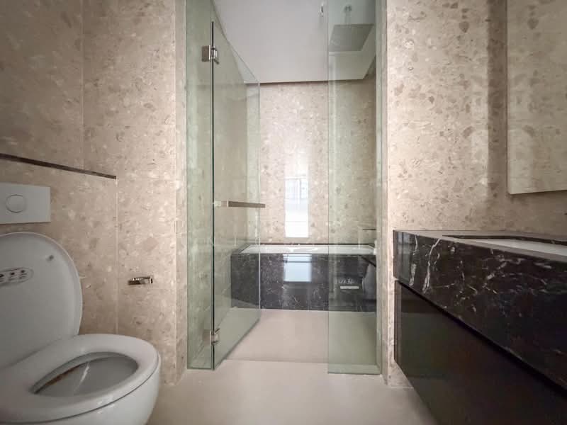 Servis Apartment untuk Dijual di Pavilion Damansara Heights - Nicole How - Bathroom - PropertyGuru.com.my