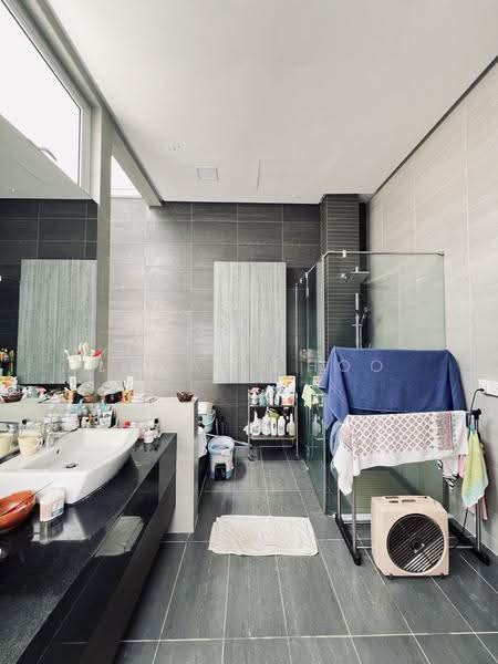 Bungalow House for Sale in Ampang Jaya (Ampang) - Lucas Choo - Bathroom - PropertyGuru.com.my