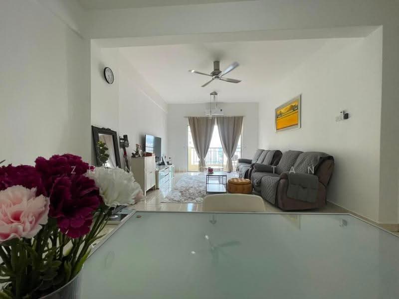 Kondominium untuk Dijual di Prima Setapak Condominium - Zheng Hong Tan - Living Room - PropertyGuru.com.my