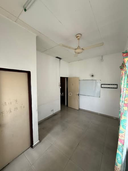 Rumah Teres 2 Tingkat untuk Dijual di Taman Sea (Petaling Jaya) - Desmond Tan - PropertyGuru.com.my