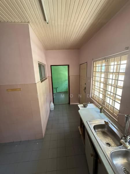 Rumah Teres 2 Tingkat untuk Dijual di Taman Sea (Petaling Jaya) - Desmond Tan - PropertyGuru.com.my