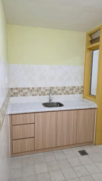 Pangsapuri untuk Disewa di Puteri Bayu Apartment - Michael Chan - Kitchen - PropertyGuru.com.my