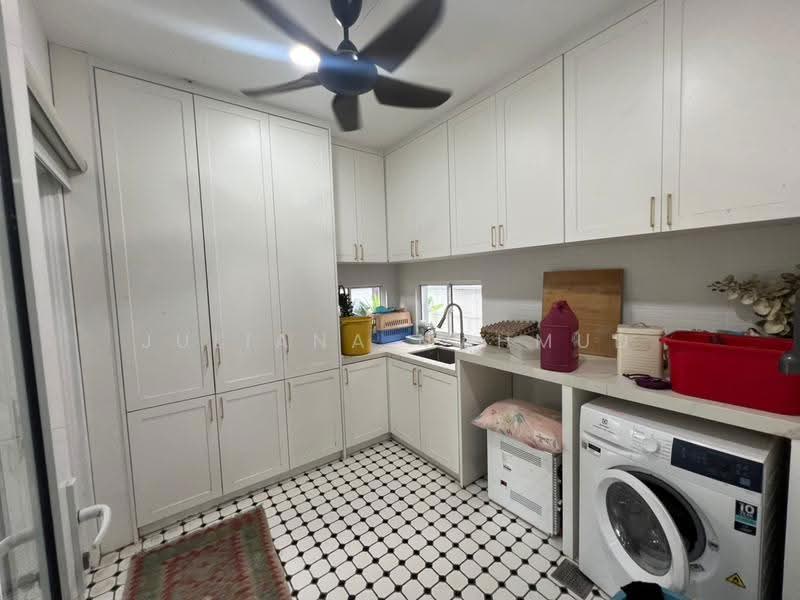 Bungalow House for Sale in Seksyen 11 (Kota Damansara) - Juliana Mahmud - PropertyGuru.com.my