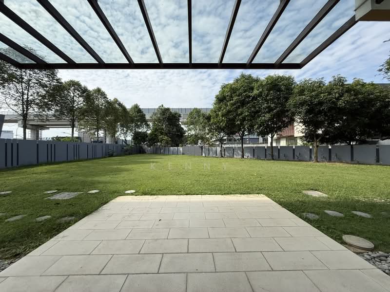 Rumah Berkembar untuk Dijual di Temasya Glenmarie (Glenmarie) - Kenny Chua - Exterior - PropertyGuru.com.my
