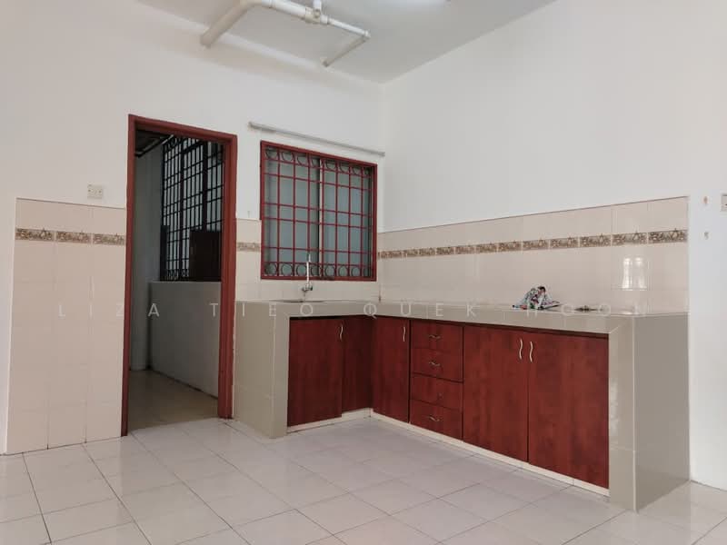 Pangsapuri untuk Dijual di Bayu Puteri - Liza Tieo Quek Hoon - Kitchen - PropertyGuru.com.my