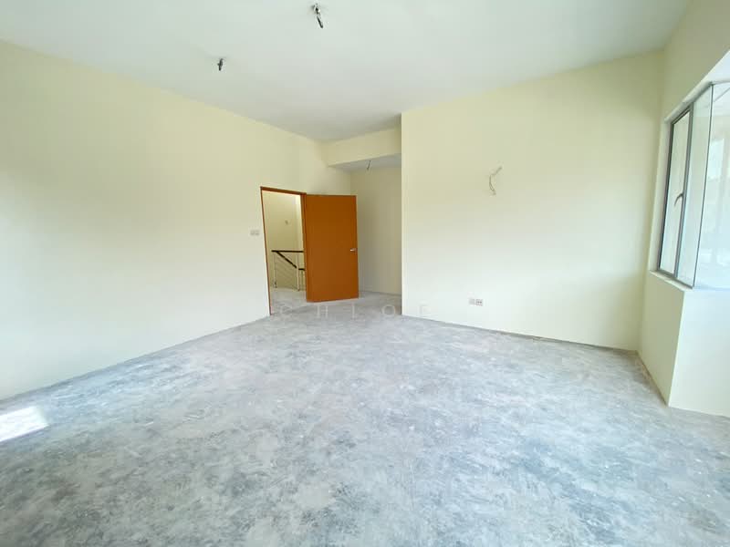 Semi-Detached House for Sale in Rawang (Selangor) - Chloe Kok - PropertyGuru.com.my