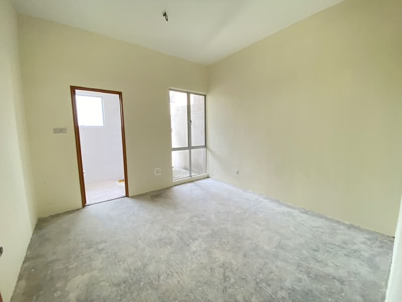 Semi-Detached House for Sale in Rawang (Selangor) - Chloe Kok - PropertyGuru.com.my